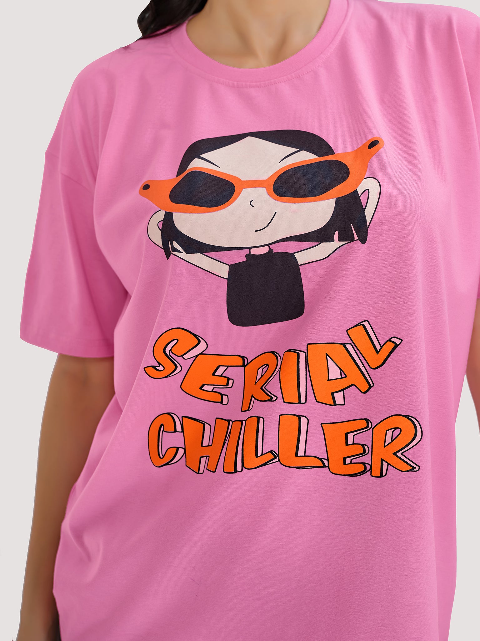 Serial Chiller Women's Oversized T-shirt